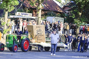 Festwagen Platz 2