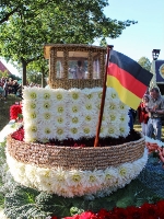 Erntedankfest Bardowick 2012 - grosse Festwagen