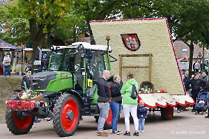 Festwagen Platz 2