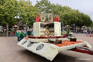 weitere Festwagen