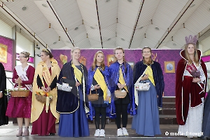 Königinnen und Gäste
