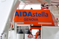 AIDAstella - an Deck