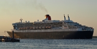 queen_mary_2_P15085106