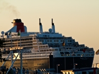 queen_mary_2_P15085128
