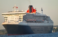 queen_mary_2_P5085230