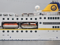 MS Hamburg - on tour