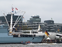 militärische Schiffe